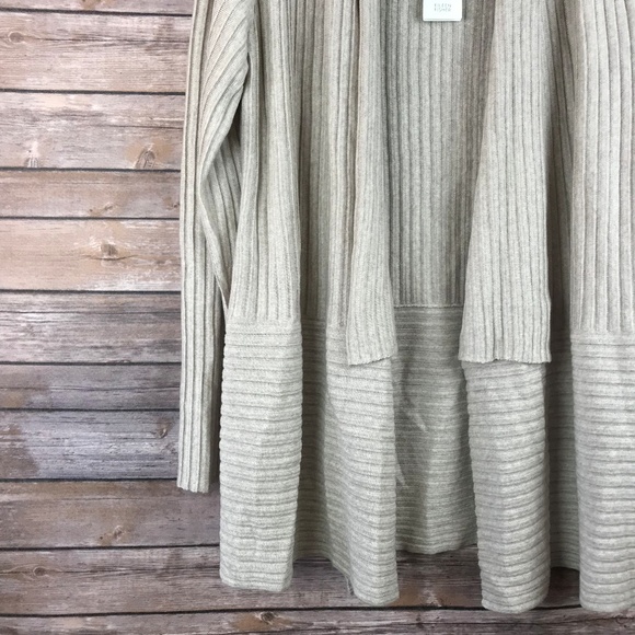 *SOLD* Eileen Fisher Merino Wool Long Cardigan BE9 - Picture 3 of 8